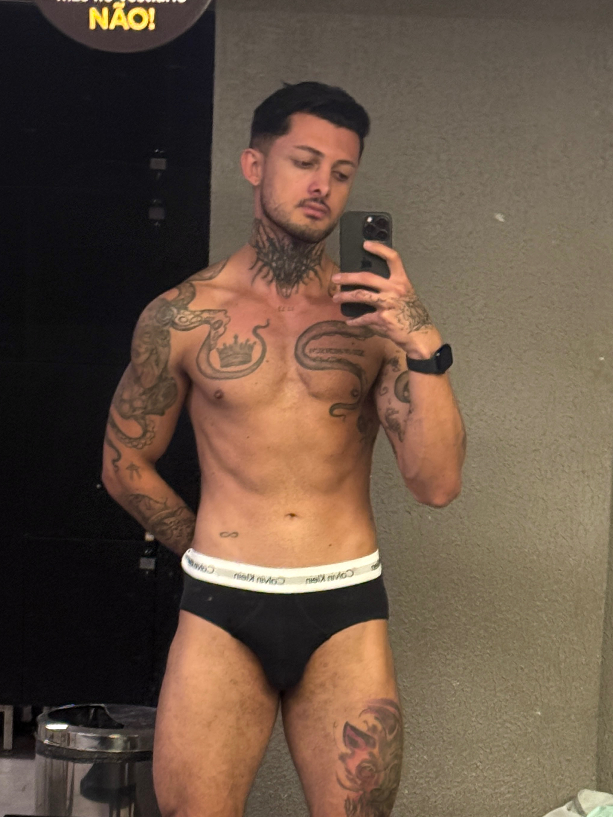 Foto da Acompanhantes Scott Barber