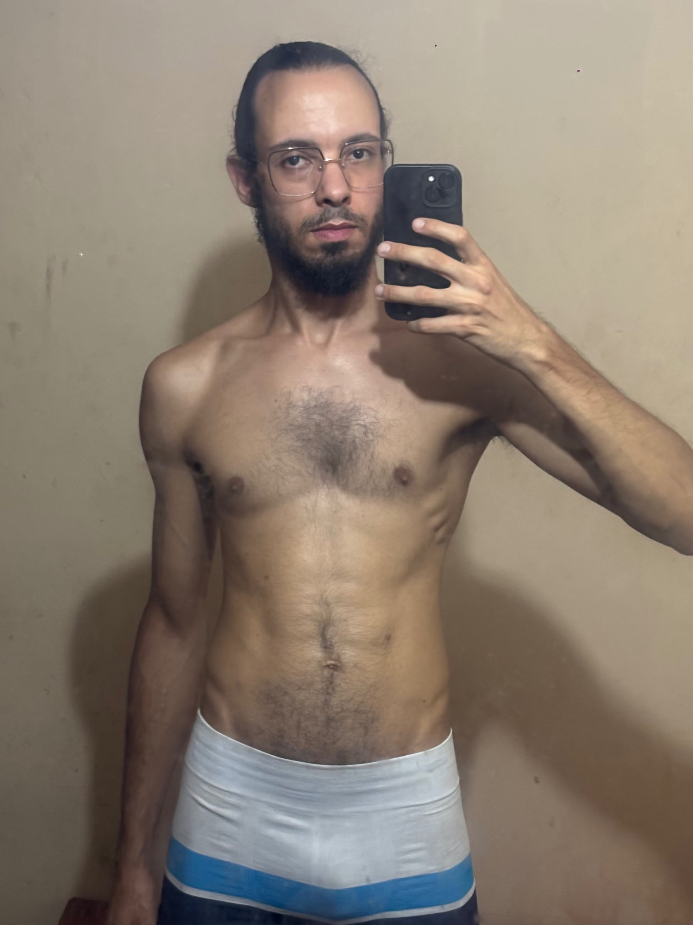 Foto do Acompanhante Jonny Massobh